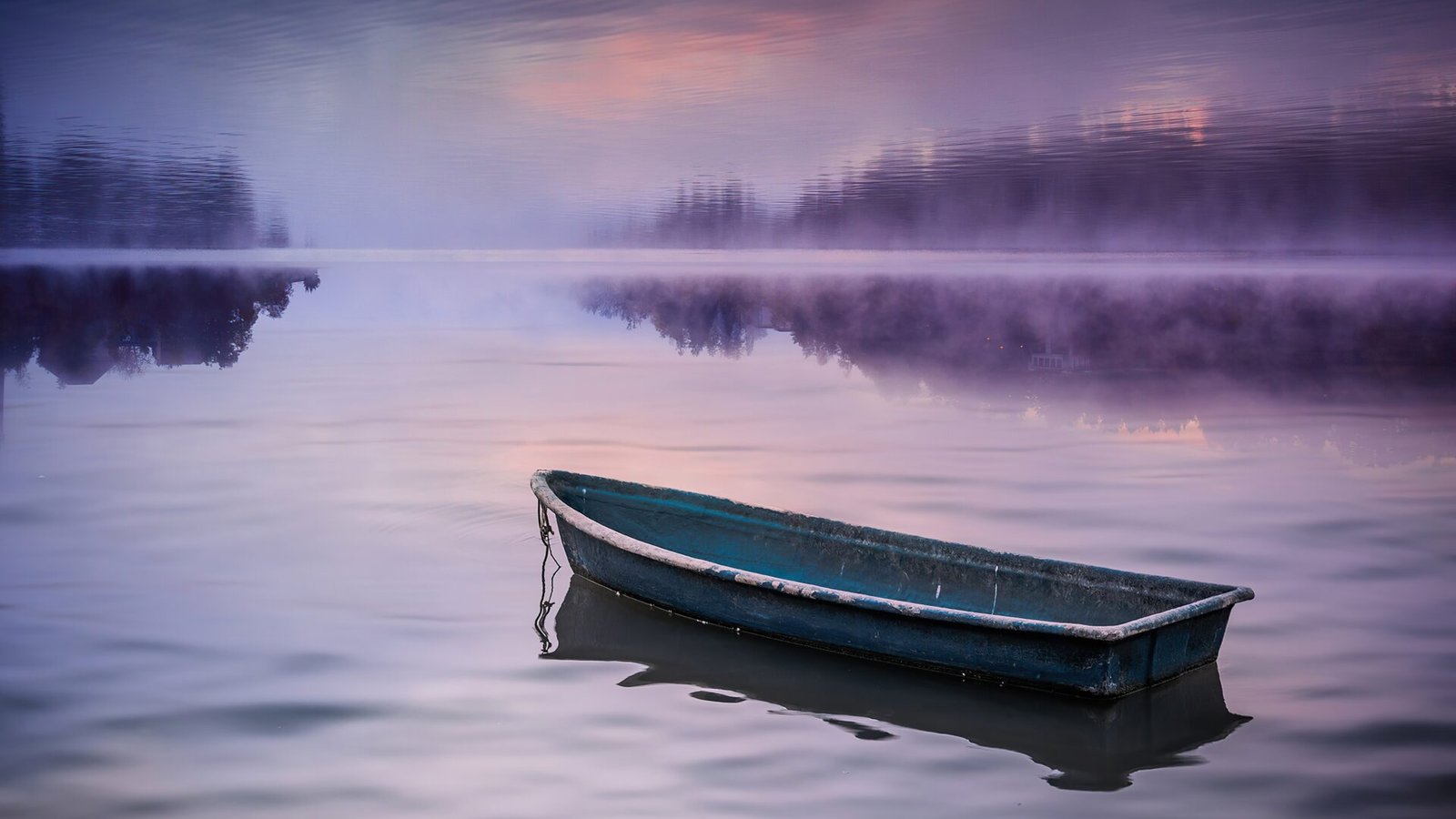 boat-in-silence-lake-4k-wallpaper