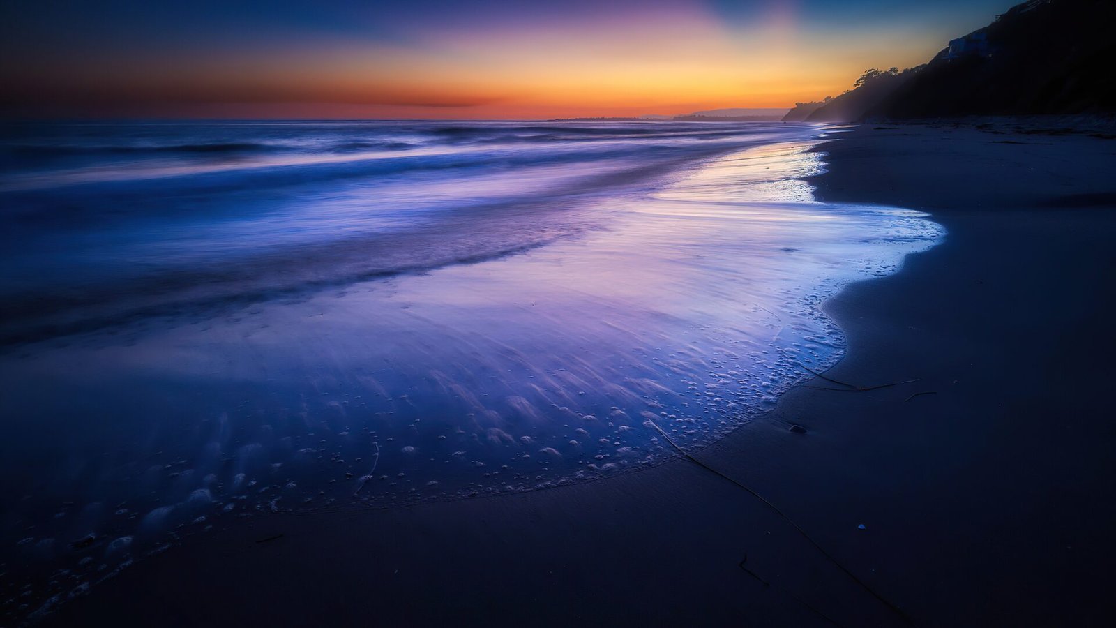 silent-beach-wave-sunset-4k