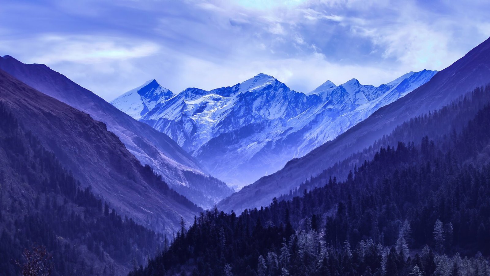 snowy-blue-mountains-4k