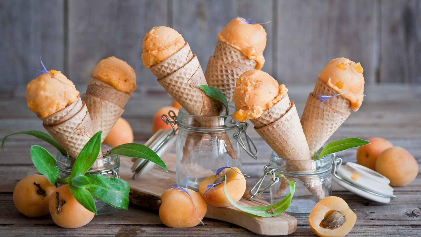 apricot-delicious-ice-cream-4k-wallpaper